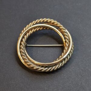 Vintage Henry Griffith circle brooch Gold Filled